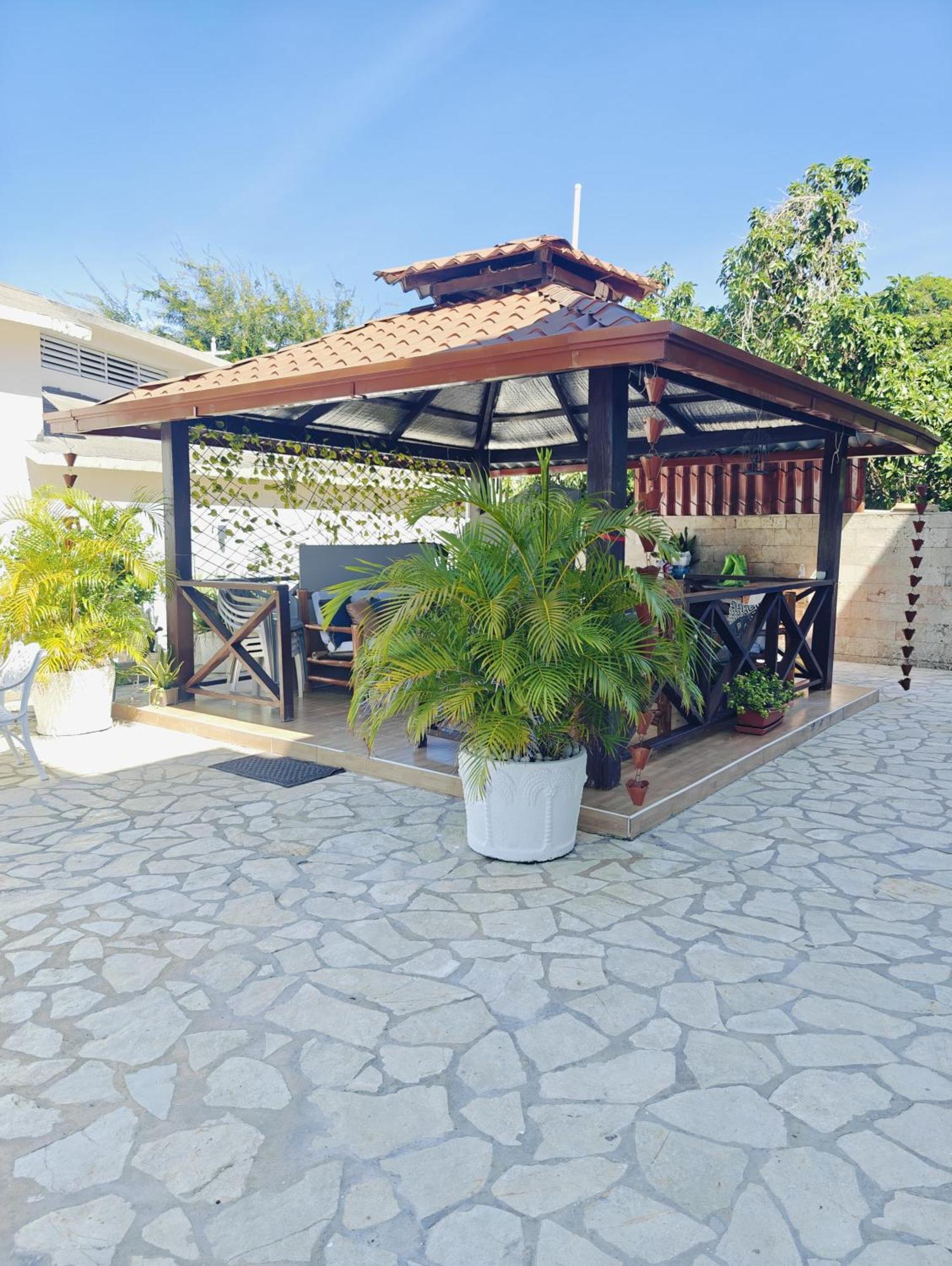 Готель Sosua Sweet Vacations Екстер'єр фото